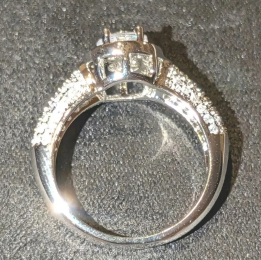 Stunning Unisex 3 Ct Cushion Lab Created Diamond 925 Silver Ring Sz 7